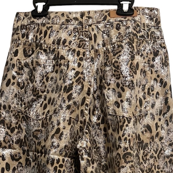 ITOO MOCHA Brown, Tab, Silver Metallic Leopard Wide Leg Pant - Picture 5 of 11